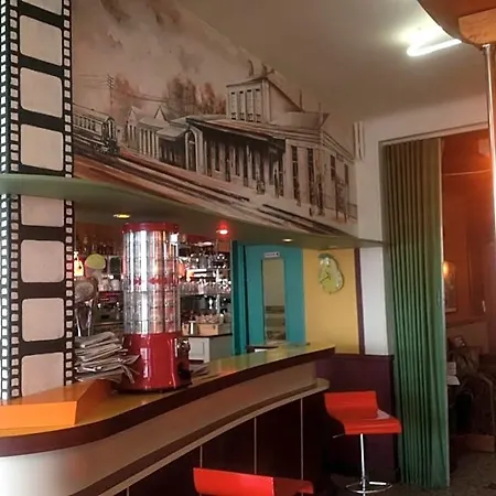 Moderne Szálloda Viré